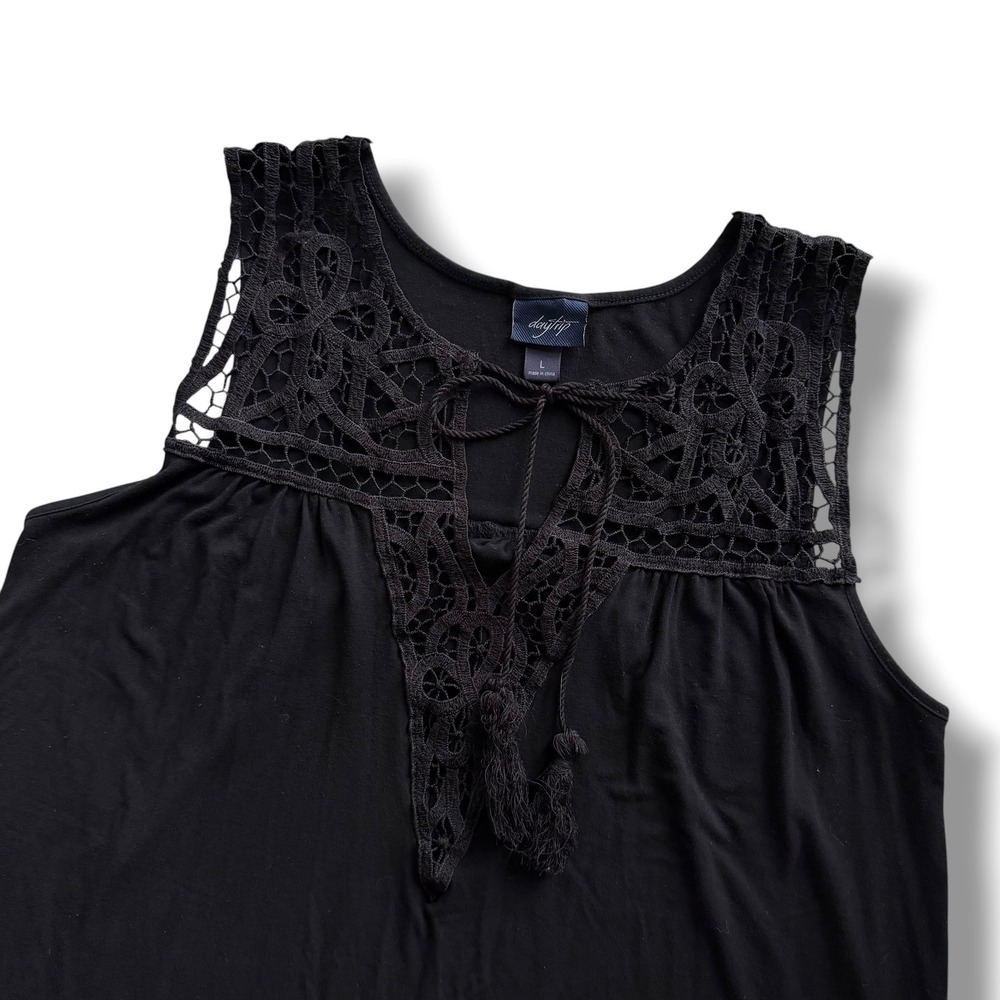 Daytrip Women L Black Crochet Lace VNeck Tassel Tie Sleeveless Tank Top Boho Y2K